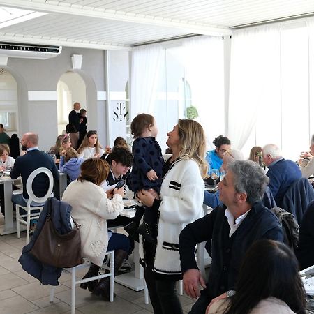 Tenuta Santo Stefano Azienda Agrituristica Santo Stefano del Sole Eksteriør billede