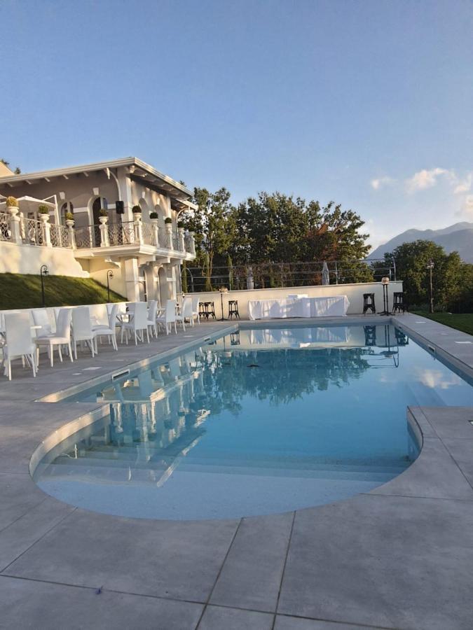 Tenuta Santo Stefano Azienda Agrituristica Santo Stefano del Sole Eksteriør billede