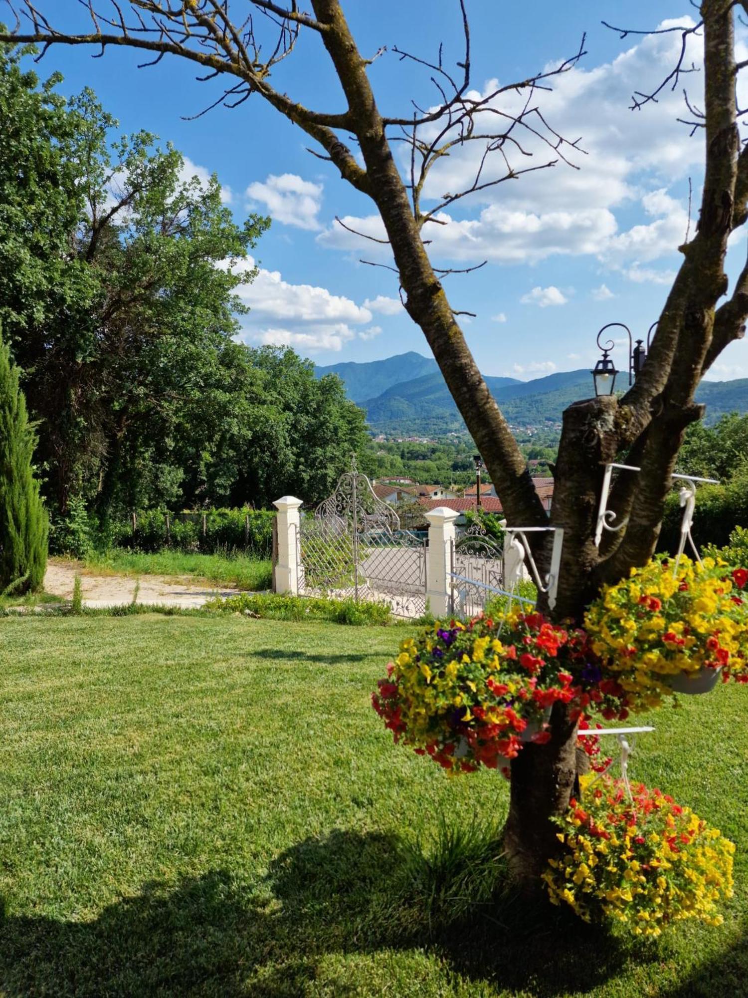Tenuta Santo Stefano Azienda Agrituristica Santo Stefano del Sole Eksteriør billede