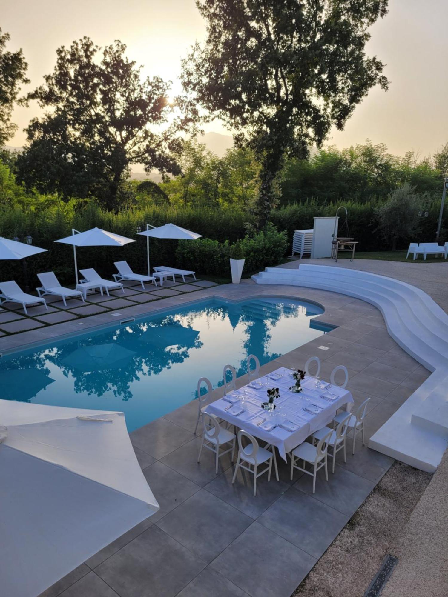 Tenuta Santo Stefano Azienda Agrituristica Santo Stefano del Sole Eksteriør billede