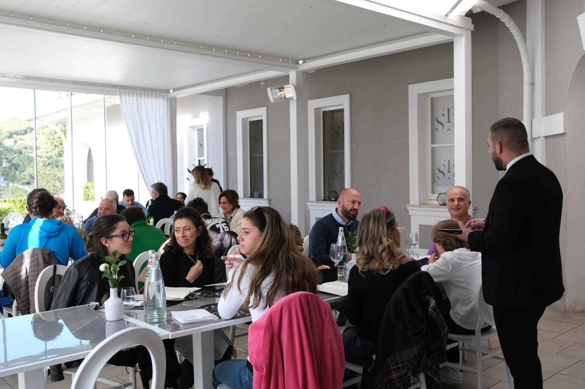 Tenuta Santo Stefano Azienda Agrituristica Santo Stefano del Sole Eksteriør billede