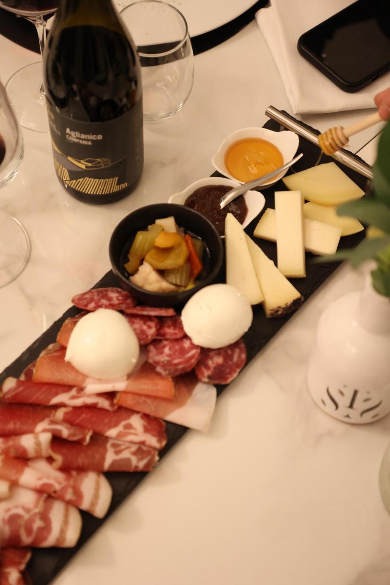 Tenuta Santo Stefano Azienda Agrituristica Santo Stefano del Sole Eksteriør billede
