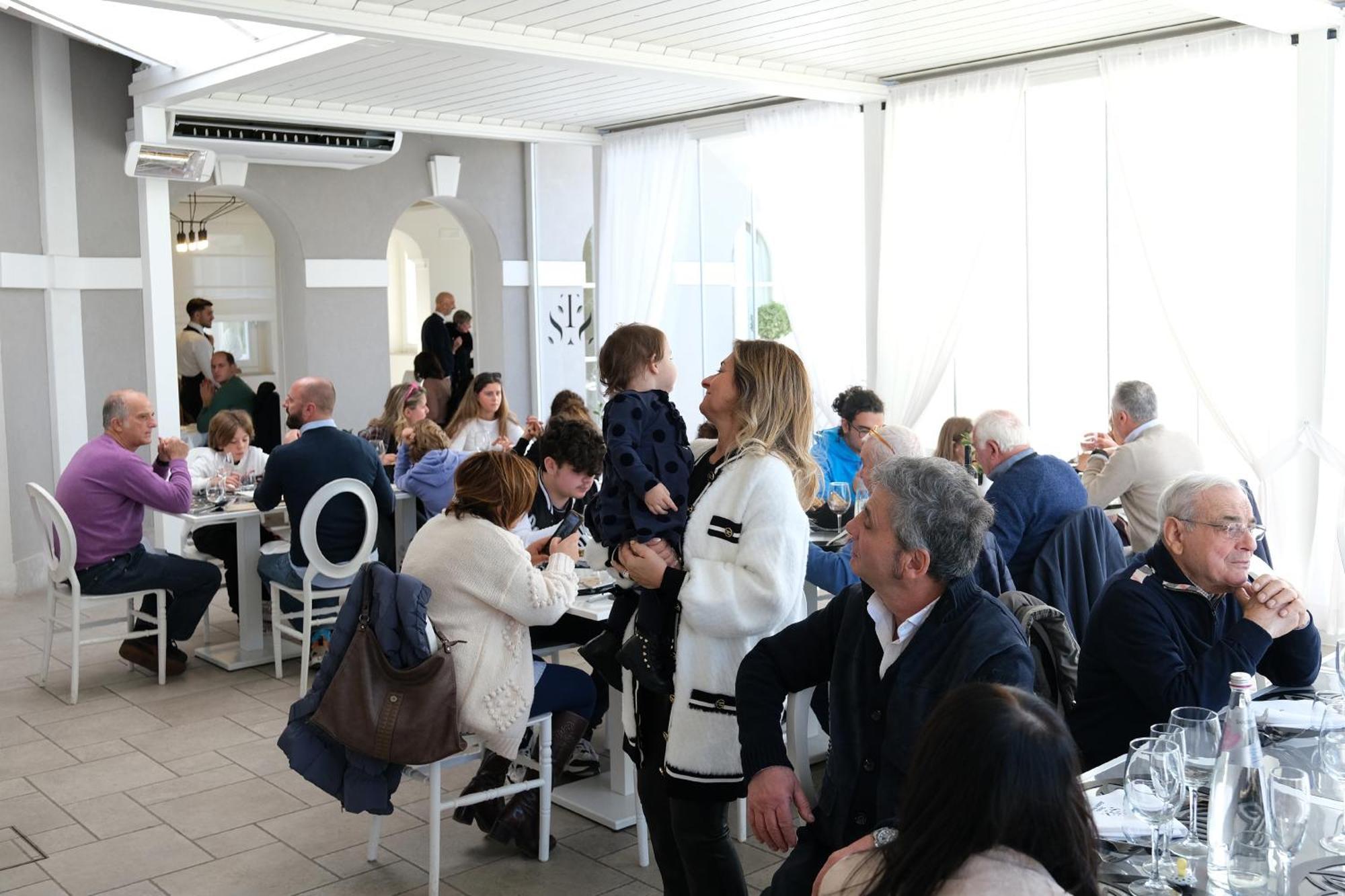 Tenuta Santo Stefano Azienda Agrituristica Santo Stefano del Sole Eksteriør billede